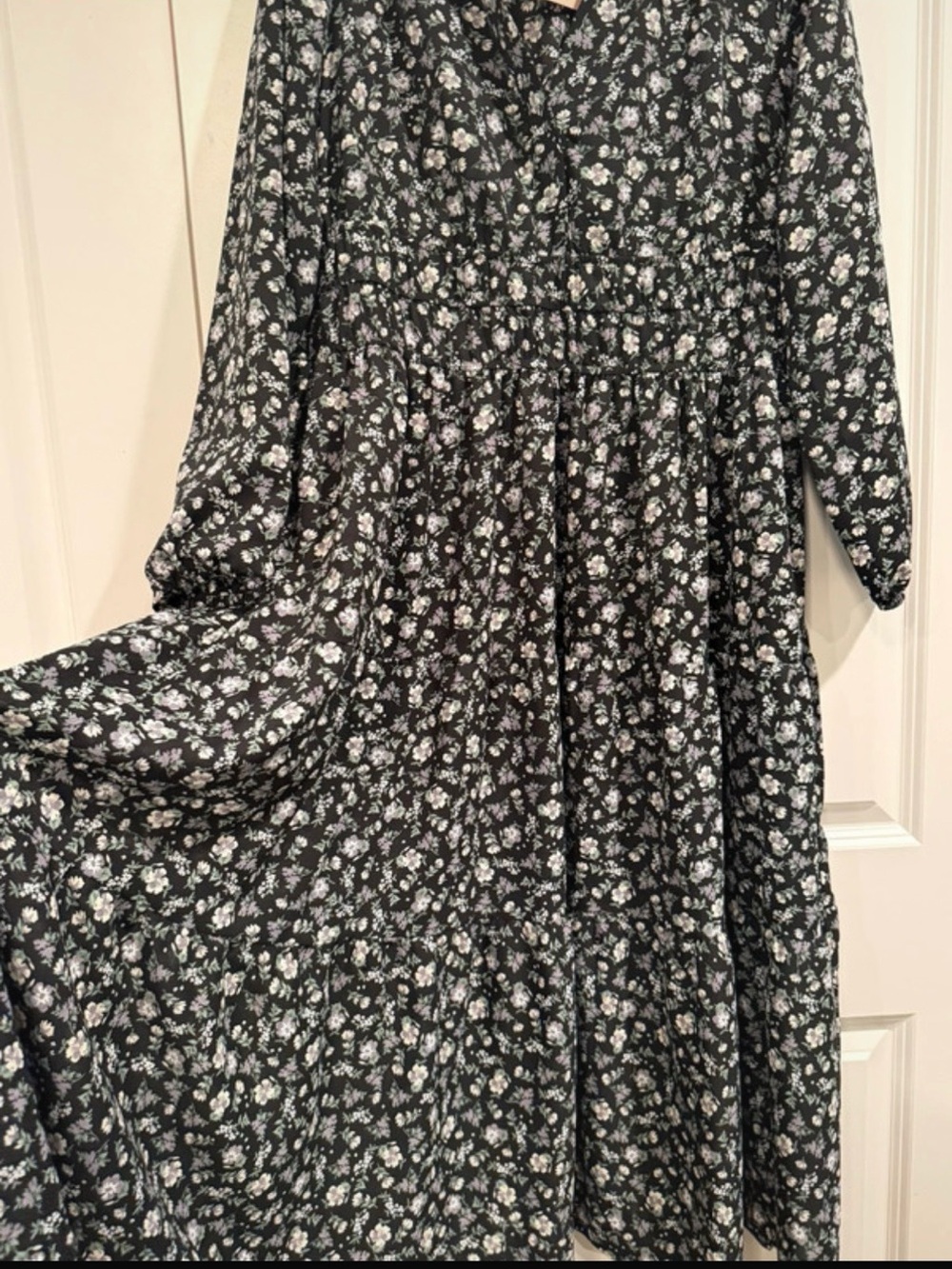 BloomChic Black Maxi Dress with White Floral Print - Picture 4 of 5